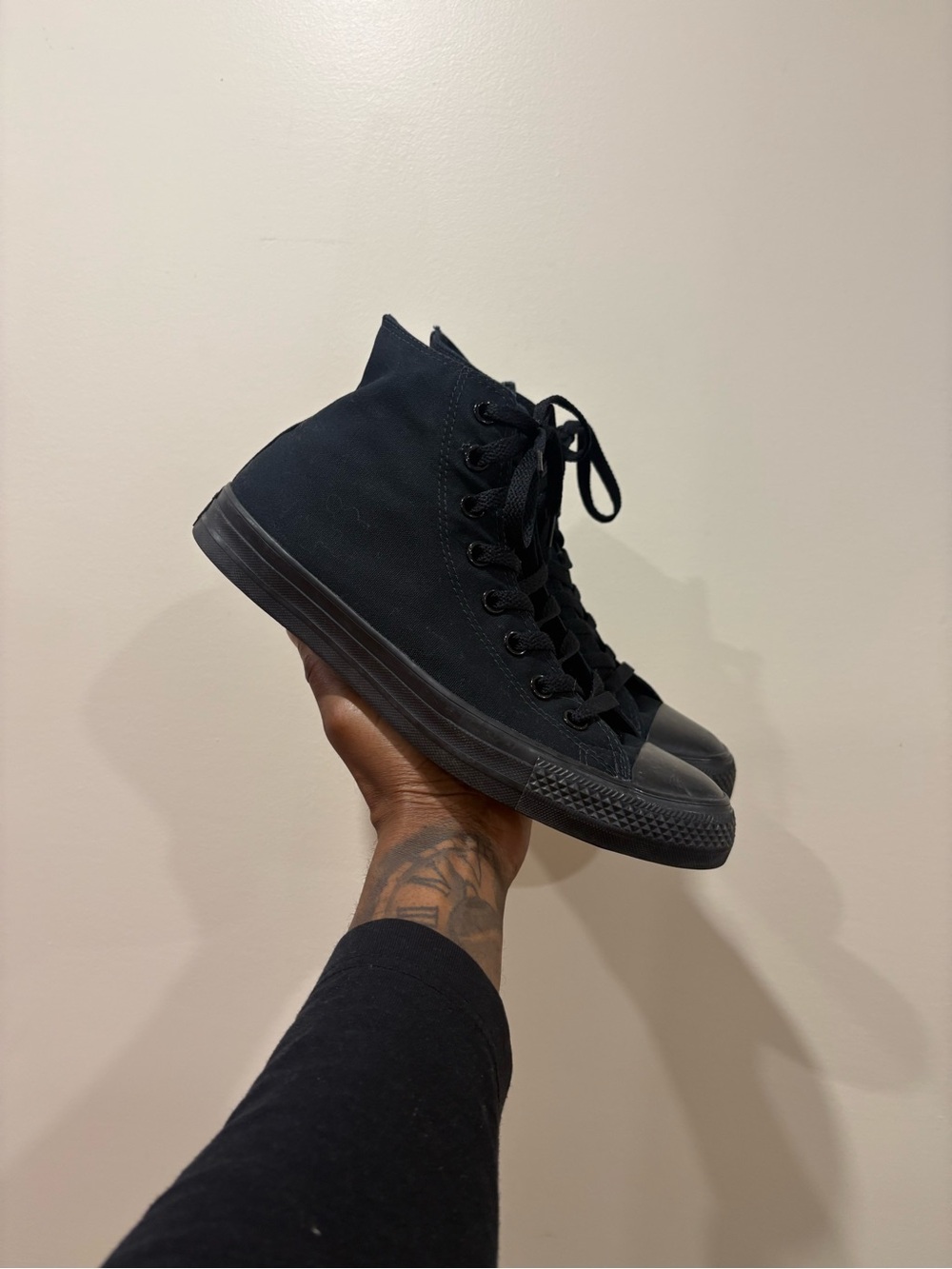 Classic Converse Allstar HighTops - Picture 3 of 3